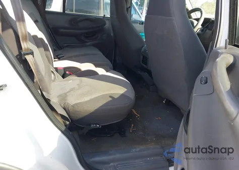 2001 Ford Expedition Xlt from USA, damaged, VIN 1FMRU15L41LA69158